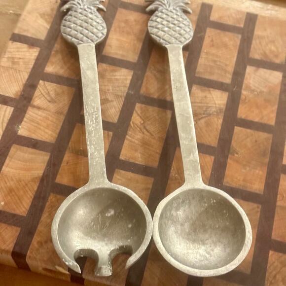 Tropical Pineapple Aluminum Salad Servers – Set of 2 - Picture 4 of 4